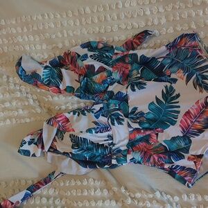Women's ruffle swimsuit